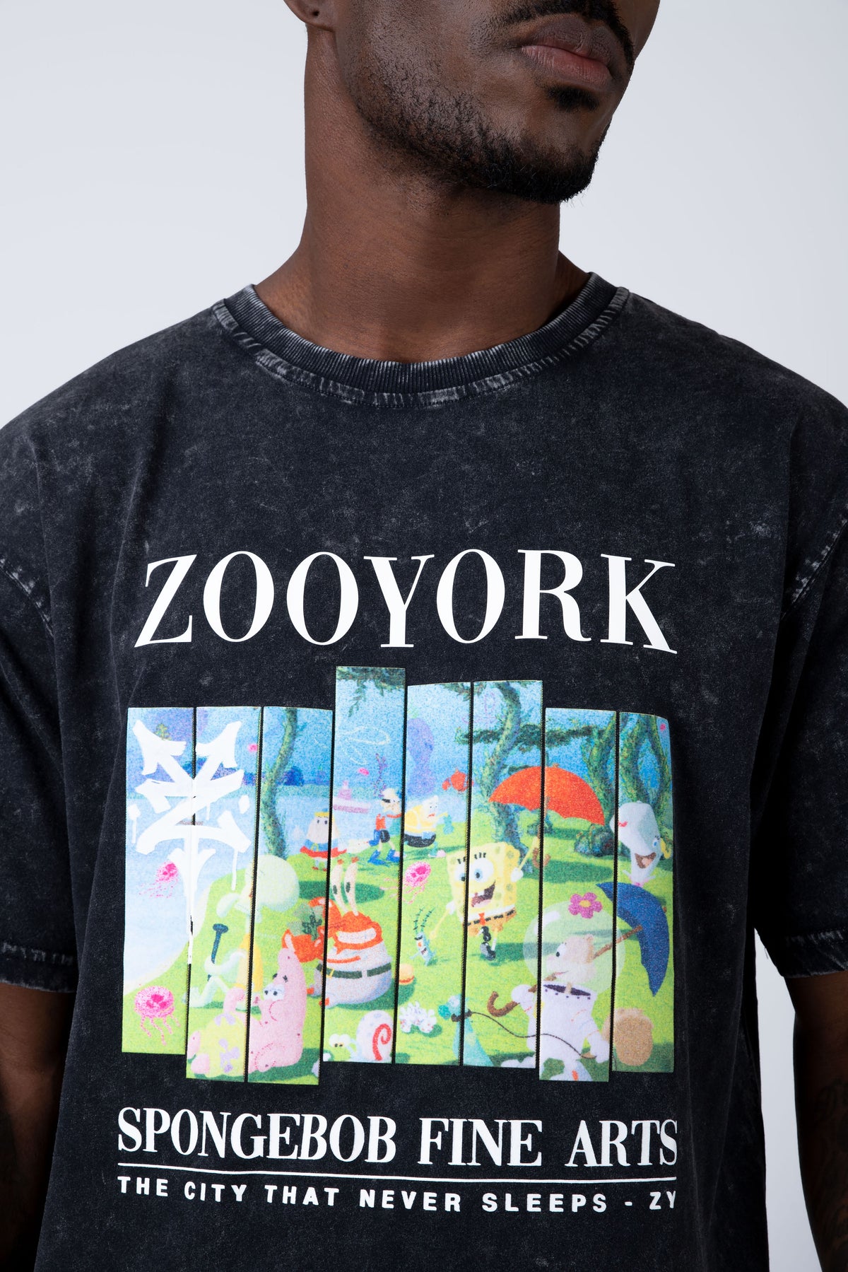 Polera Manga Corta Bob Esponja Masterpiece Gris