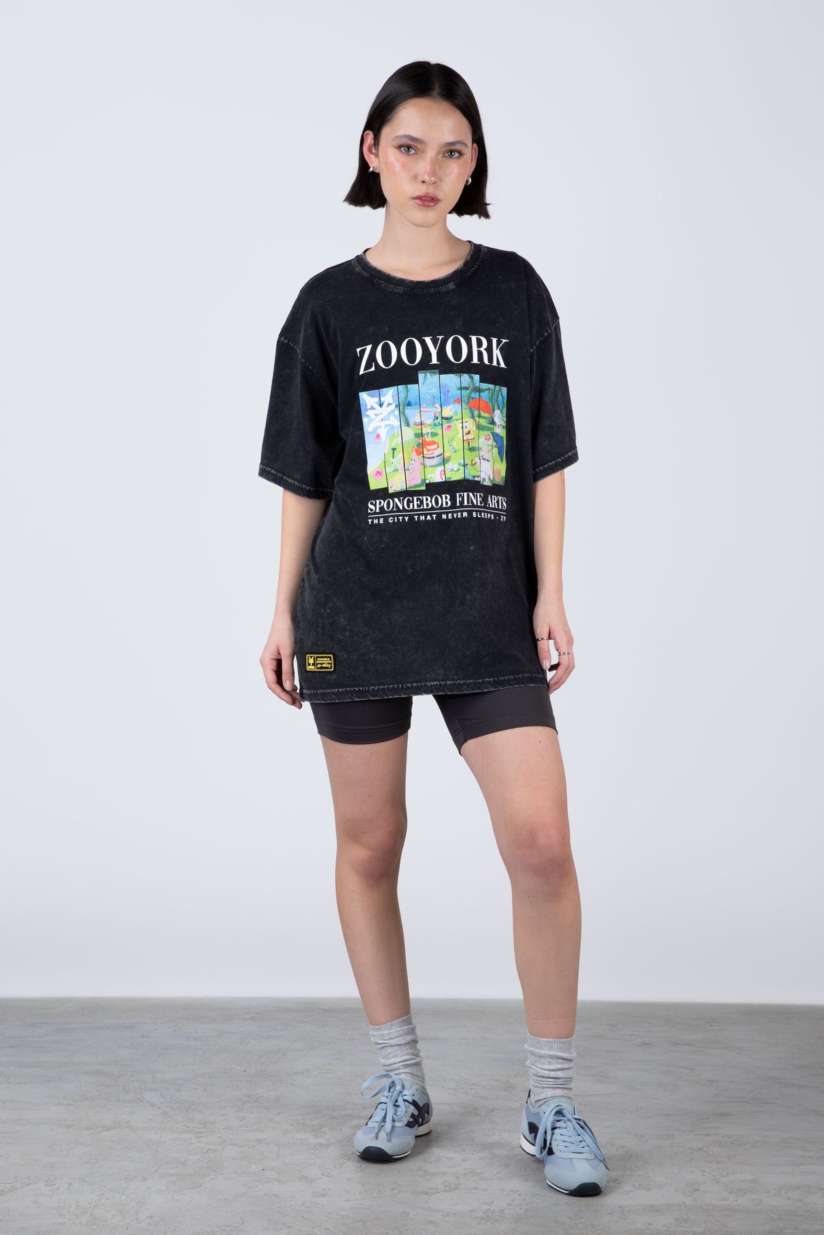 Polera Manga Corta Bob Esponja Masterpiece Gris