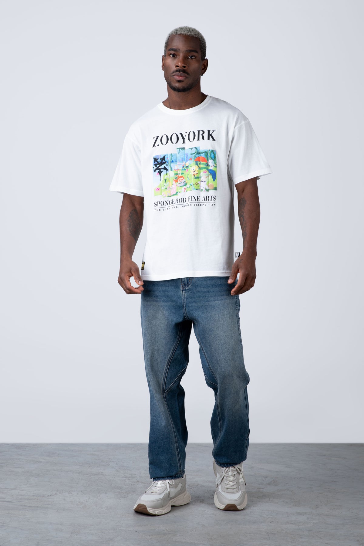 Polera Manga Corta Bob Esponja Masterpiece Beige