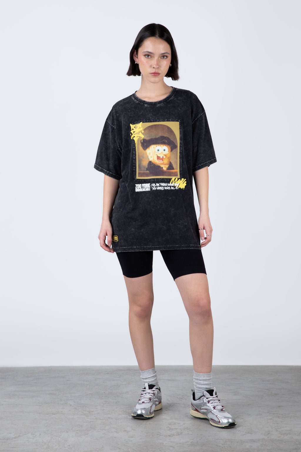 Polera Manga Corta Bob Esponja Rembrandt Gris