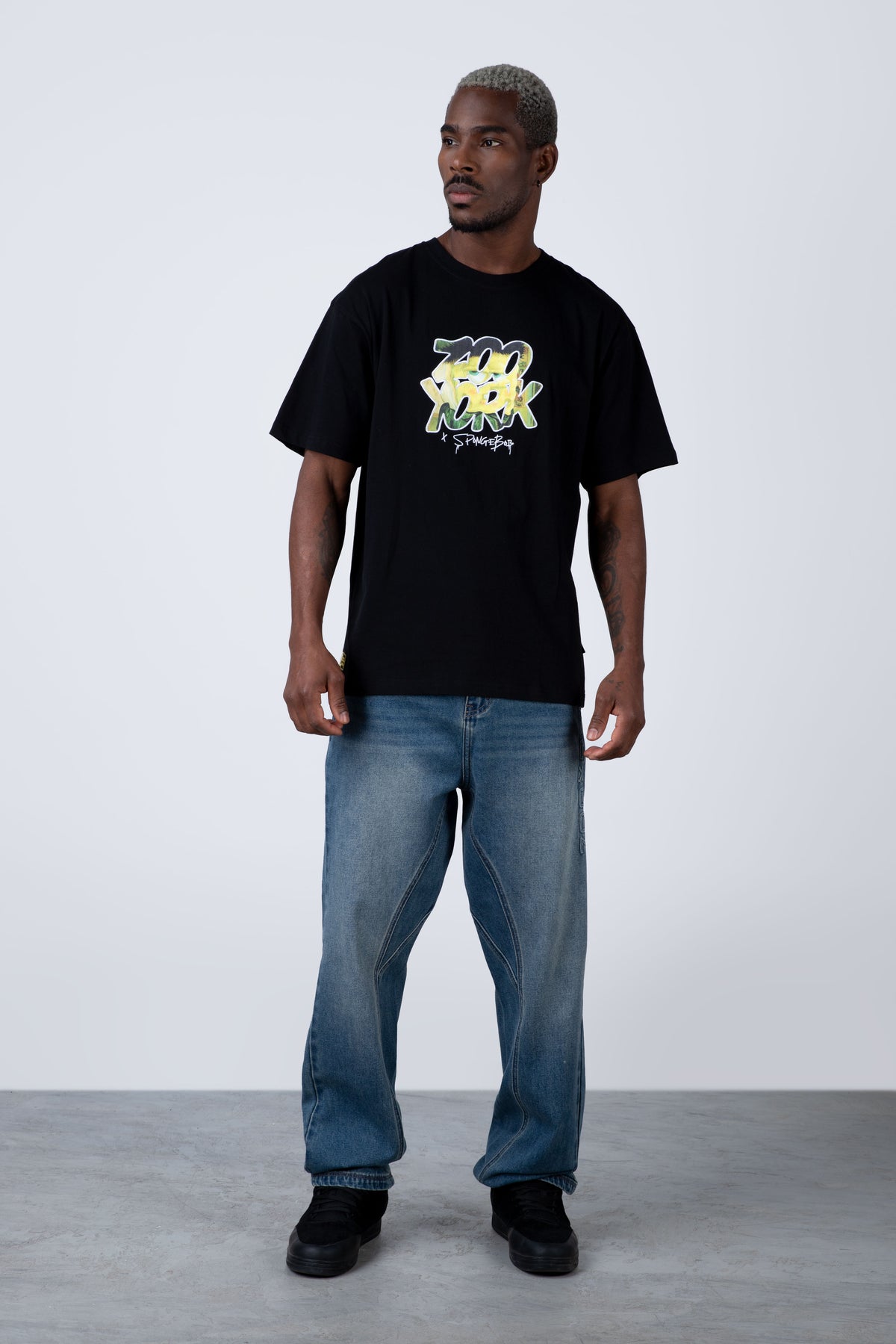 Polera Manga Corta Bob Esponja Finearts Negro
