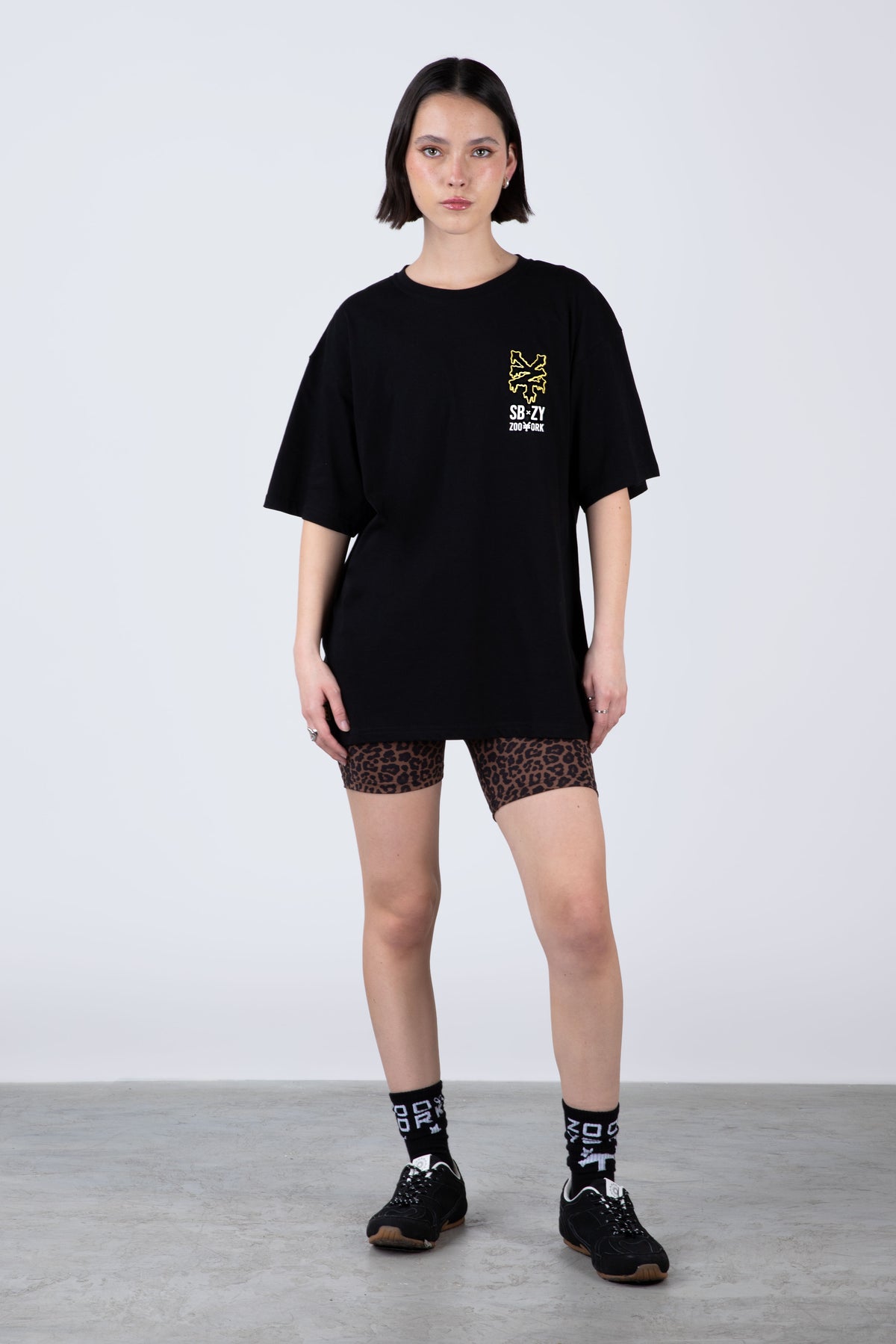 Polera Manga Corta Bob Esponja Botticelli Negro