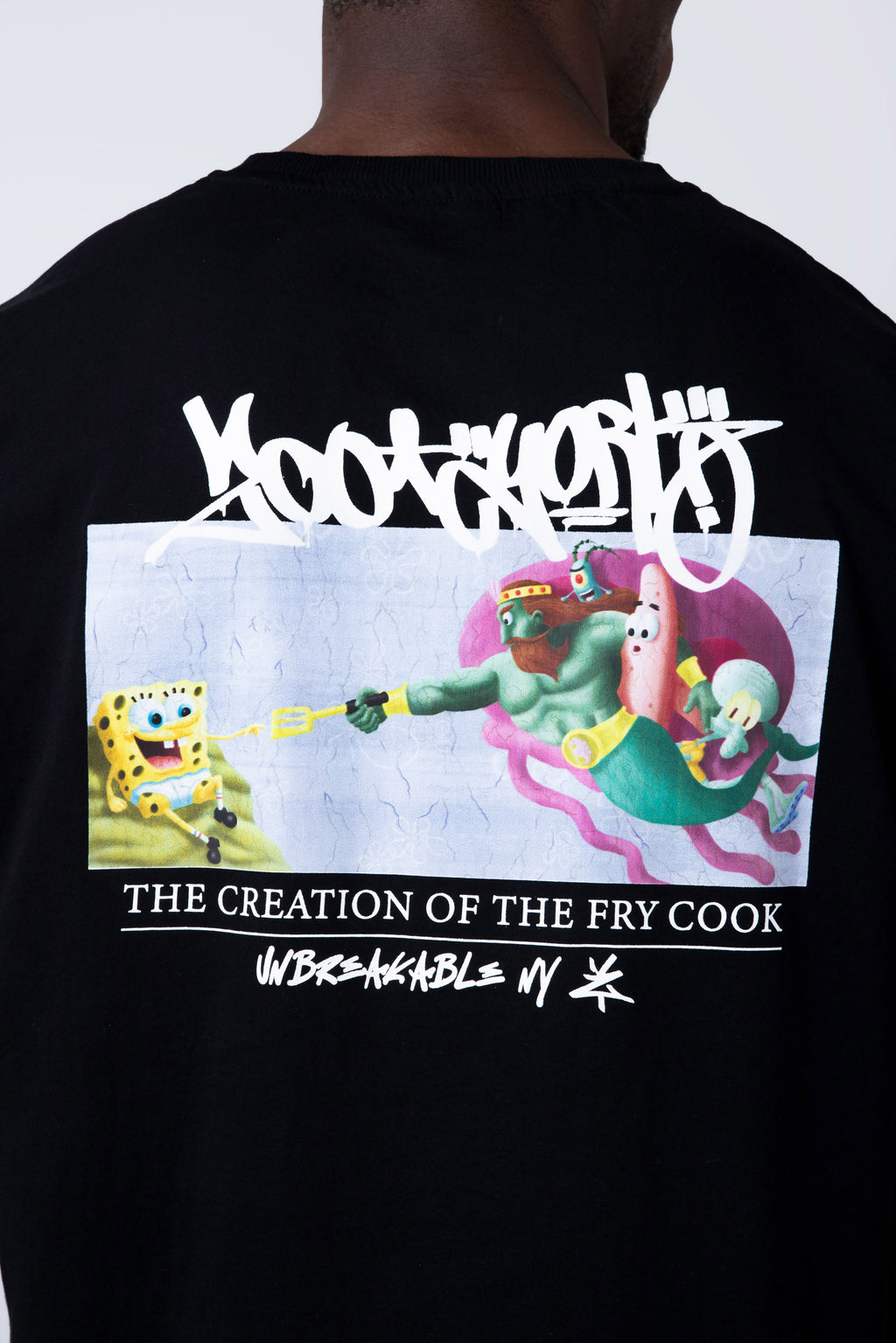 Polera Manga Corta Bob Esponja Remix Negro