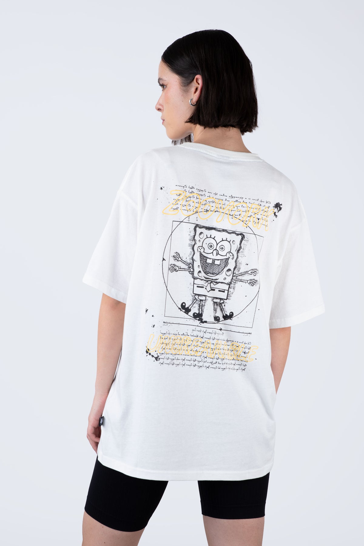 Polera Manga Corta Bob Esponja Squareform Beige