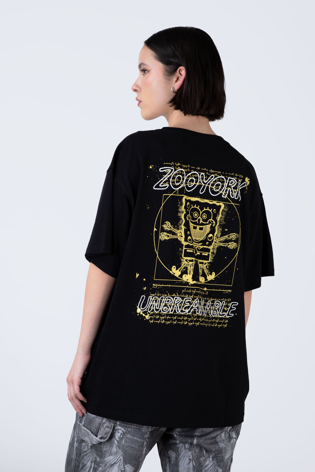 Polera Manga Corta Bob Esponja Squareform Negro