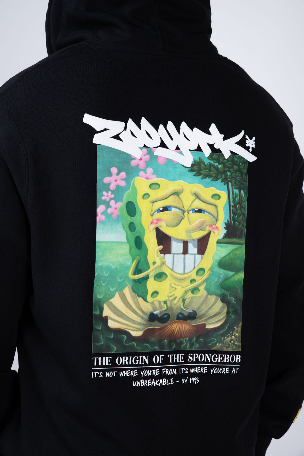 Poleron Con Cierre Bob Esponja Botticelli Negro