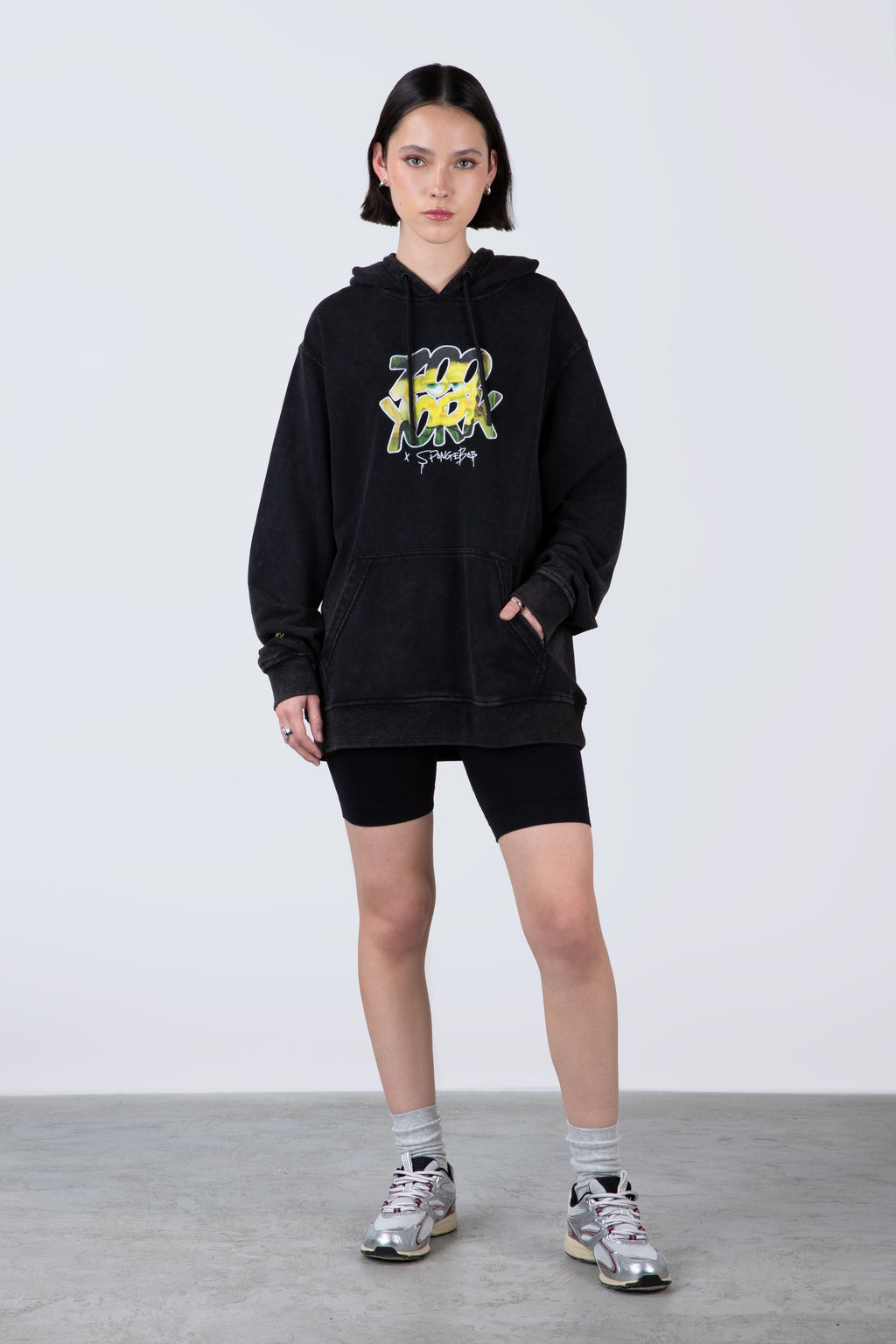 Poleron Con Gorro Bob Esponja Finearts Gris
