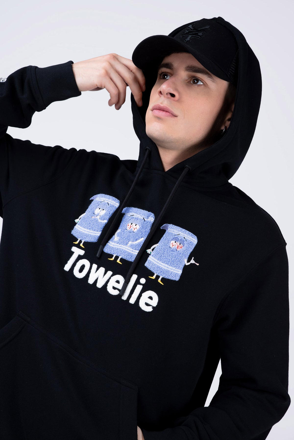 Poleron Hood Toallin South Park Triplets Negro