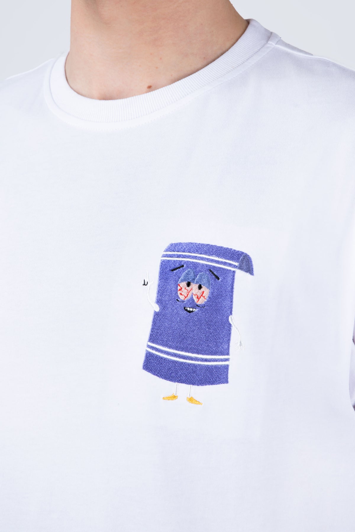 Polera Manga Corta Toallin South Park Everybody Blanco