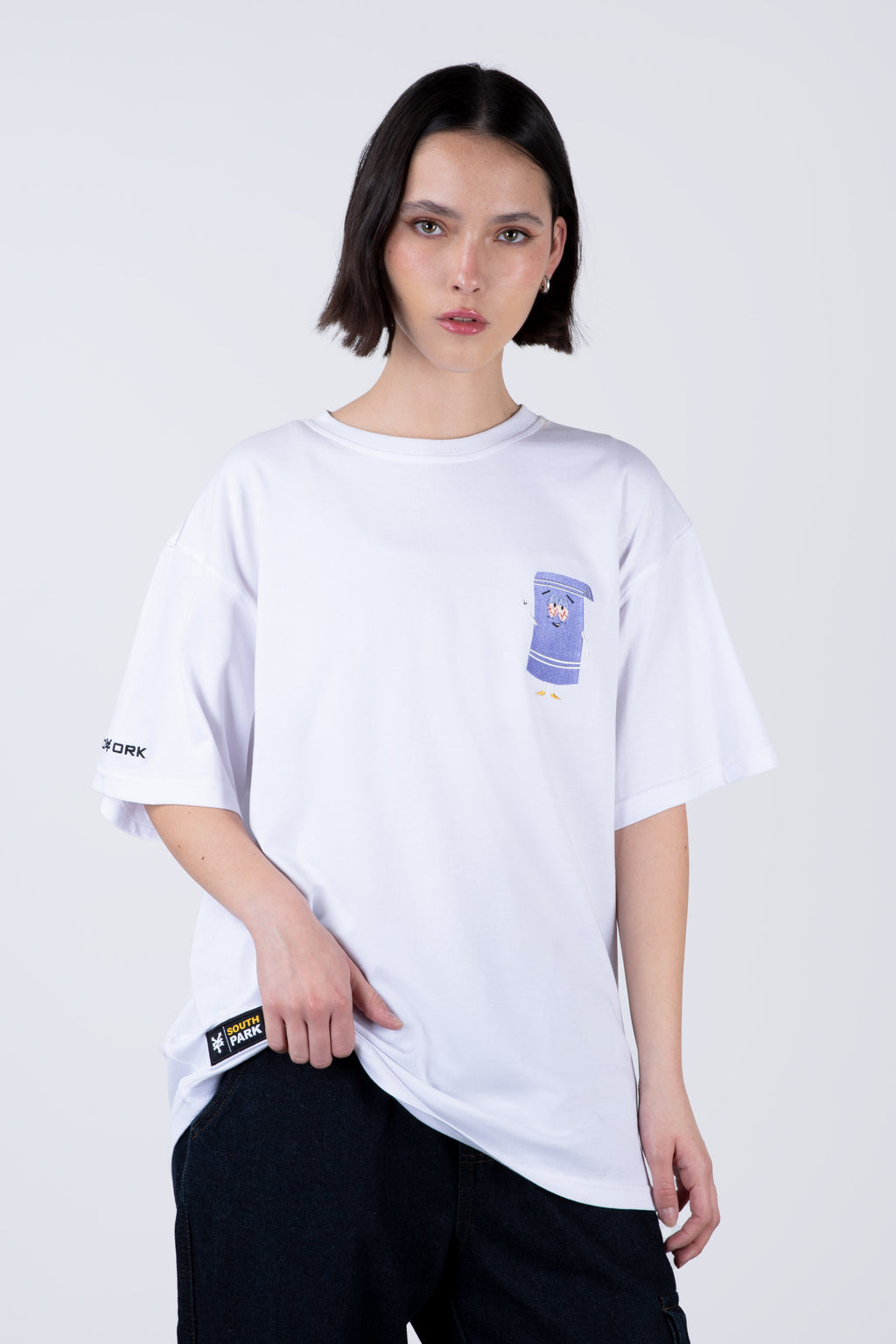 Polera Manga Corta Toallin South Park Everybody Blanco