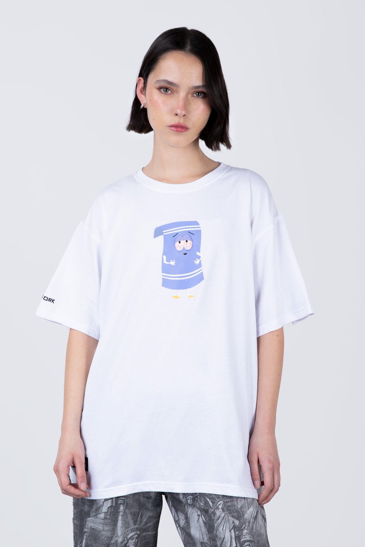 Polera Manga Corta Toallin South Park Littleh Blanco