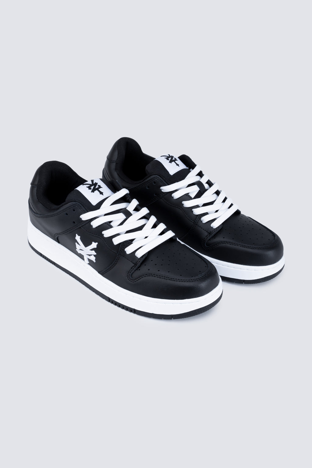 Zapatilla District Low Negro