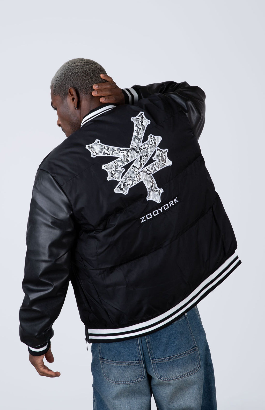 Chaqueta Bomber Snake Negro Zoo York