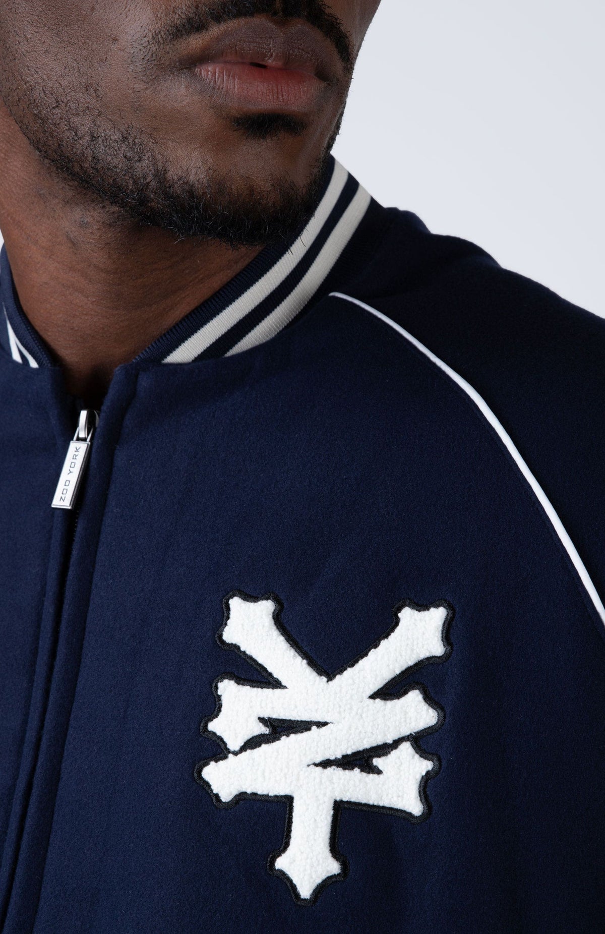 Chaqueta Bomber Stencil Azul Zoo York