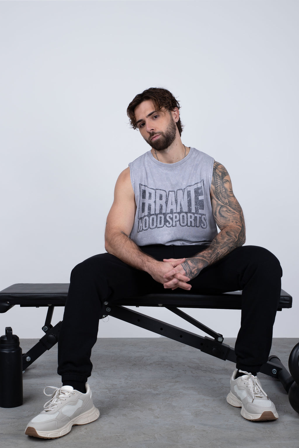 Polera Sin Manga Frontlever Gris