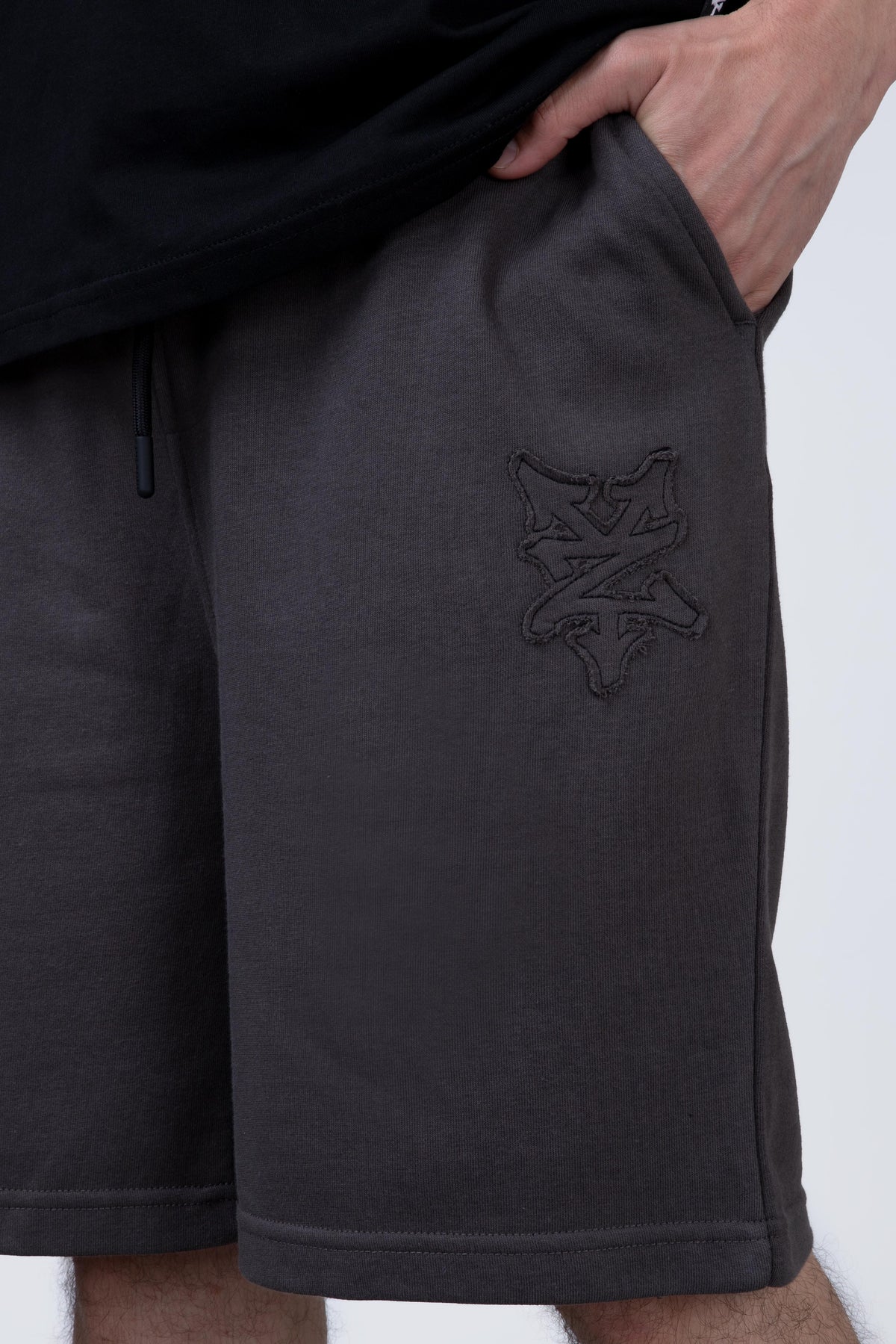 Short Silent Gris