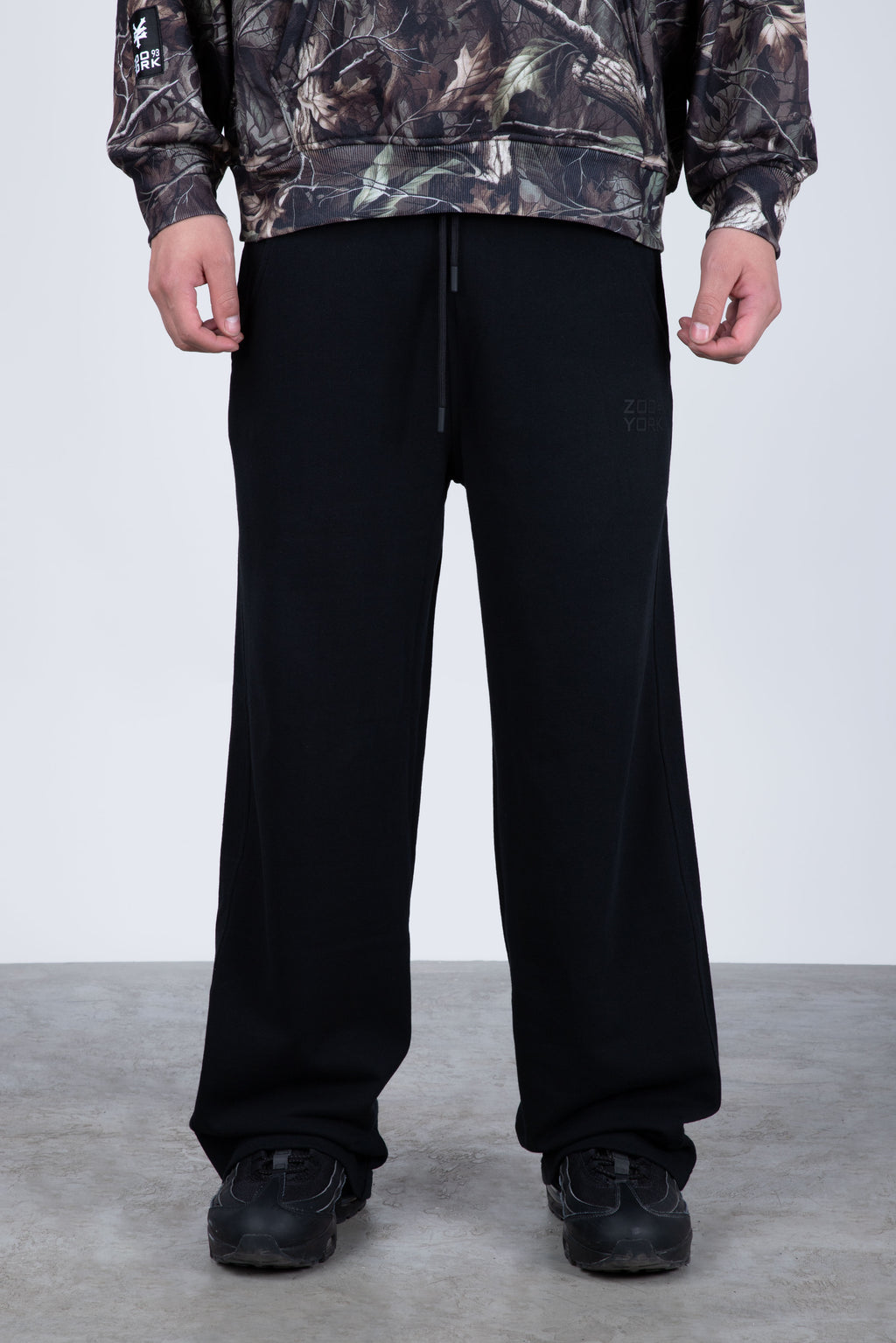 Jogger Regular Loyal Negro