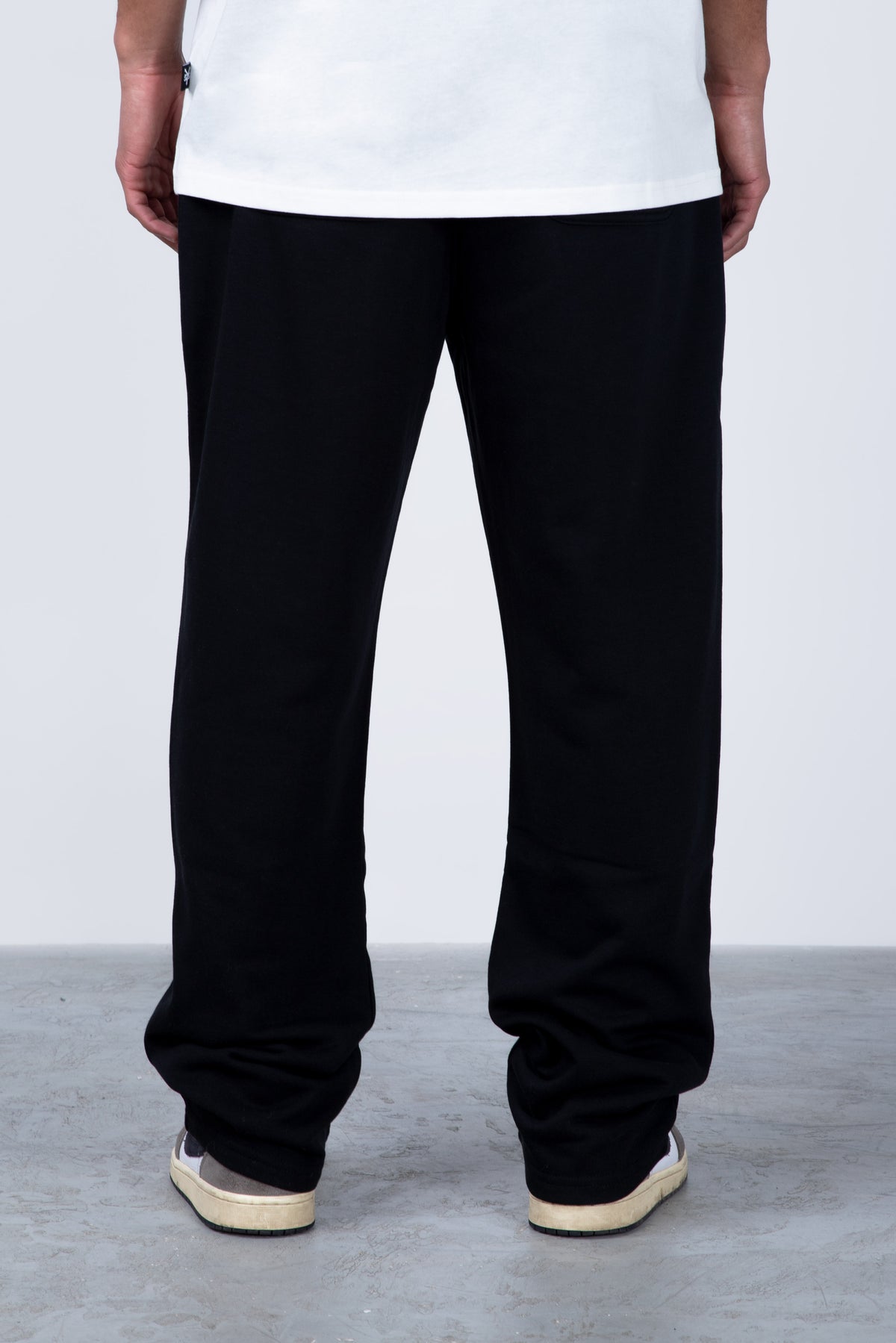 Jogger Straight Greyscale Negro