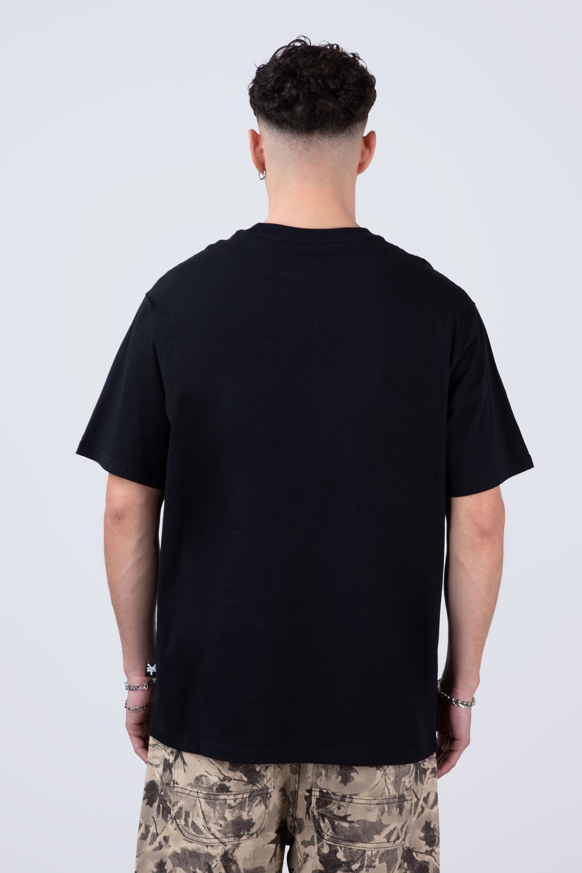 Polera Manga Corta Greyscale Negro