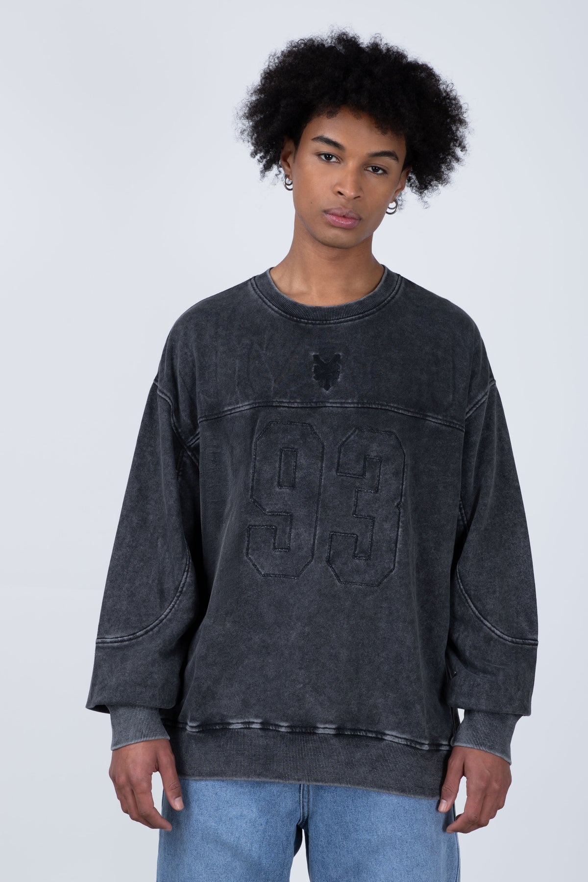 Poleron Cuello Redondo Number Gris
