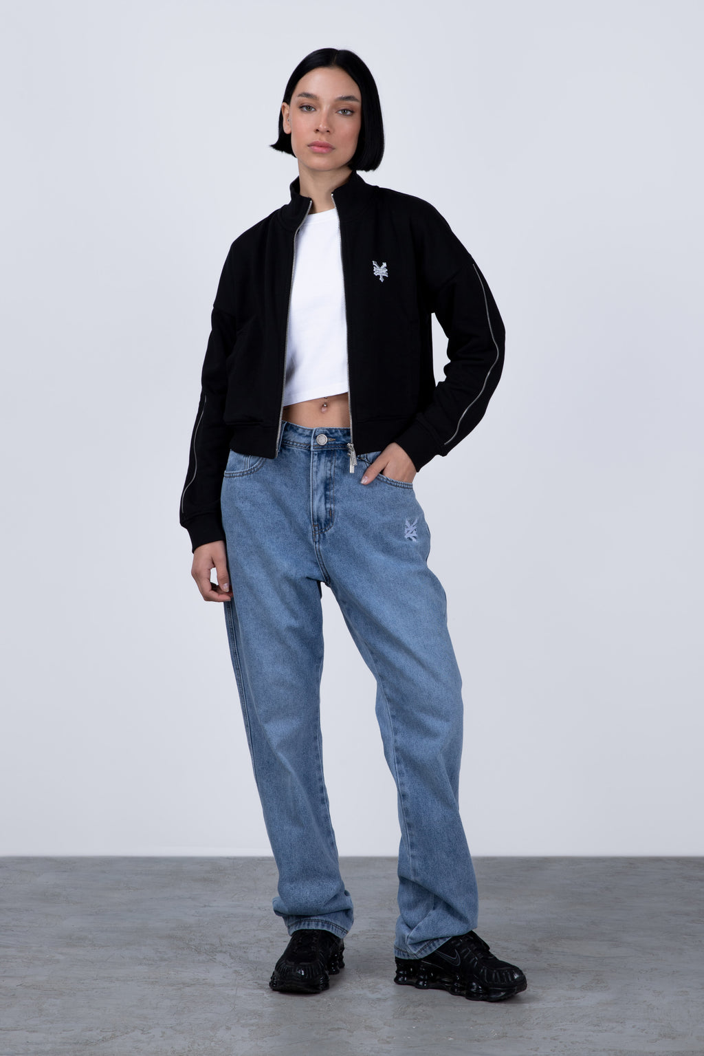 Chaqueta Crop Mitreya Negro