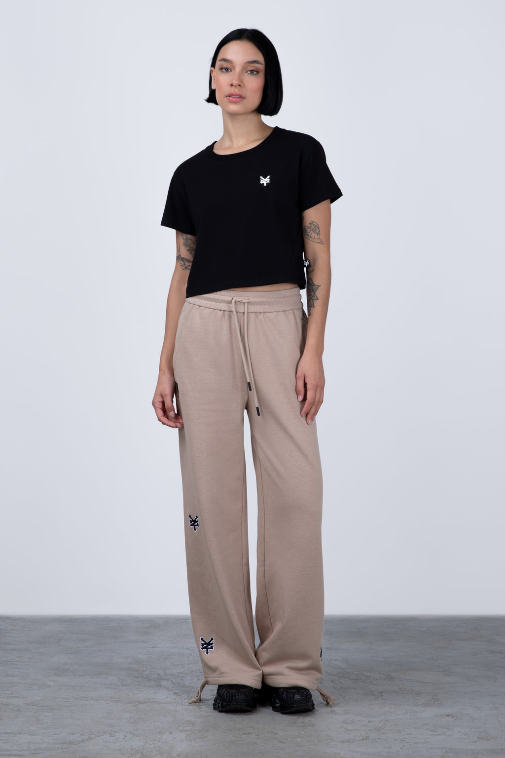 Polera Manga Corta Crop Rubber Negro