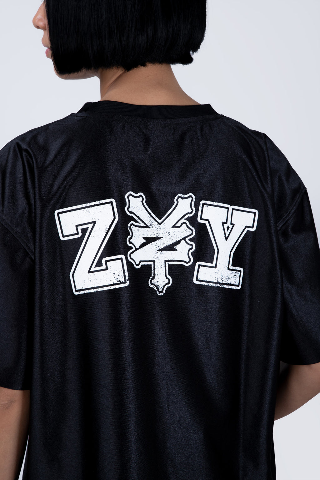 Polera Manga Corta Beast Negro