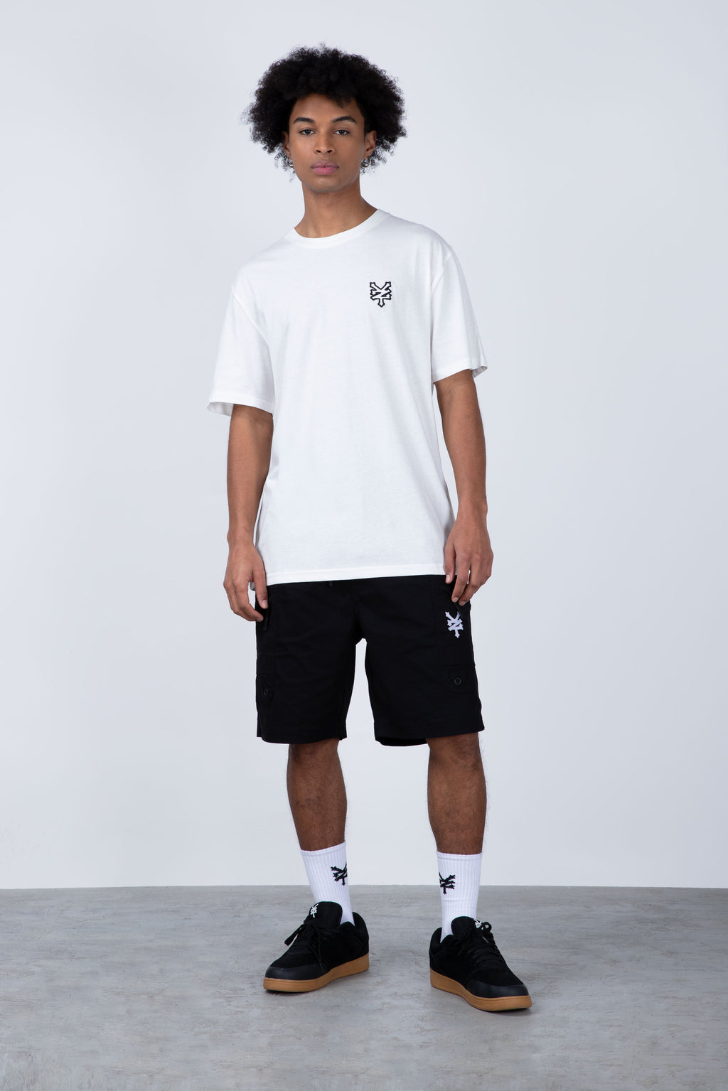 Polera Manga Corta Original Outline Blanco
