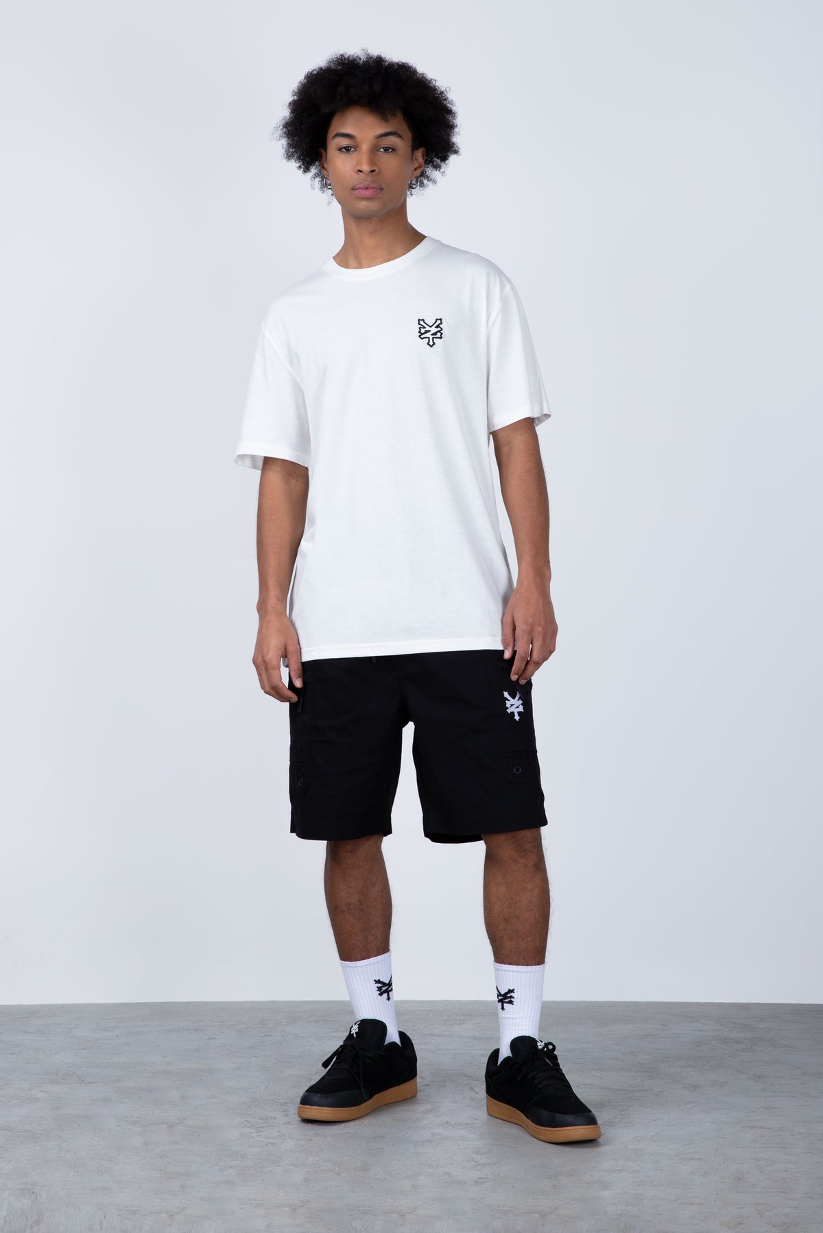 Polera Manga Corta Original Outline Blanco