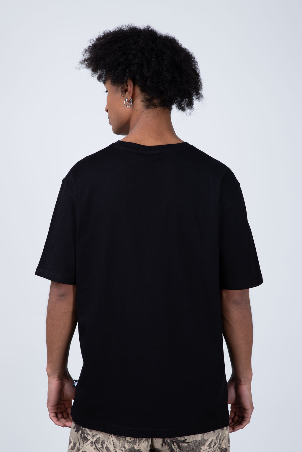 Polera Manga Corta Vanguard Negro