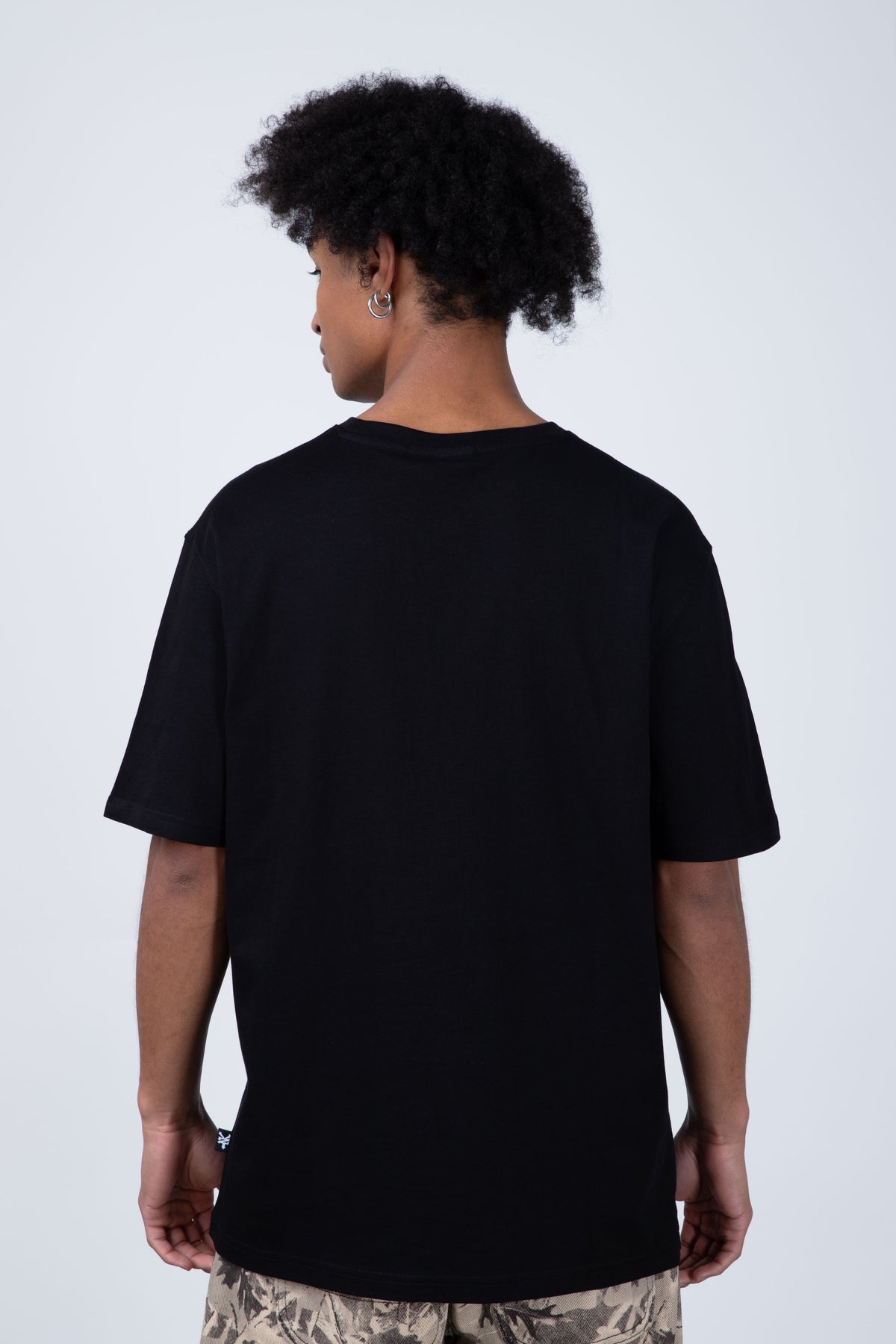 Polera Manga Corta Vanguard Negro