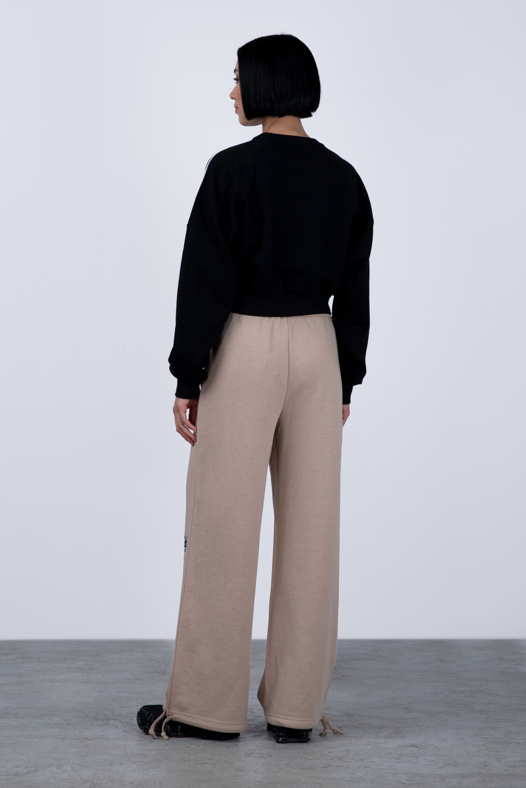 Poleron Cuello Redondo Revival Negro