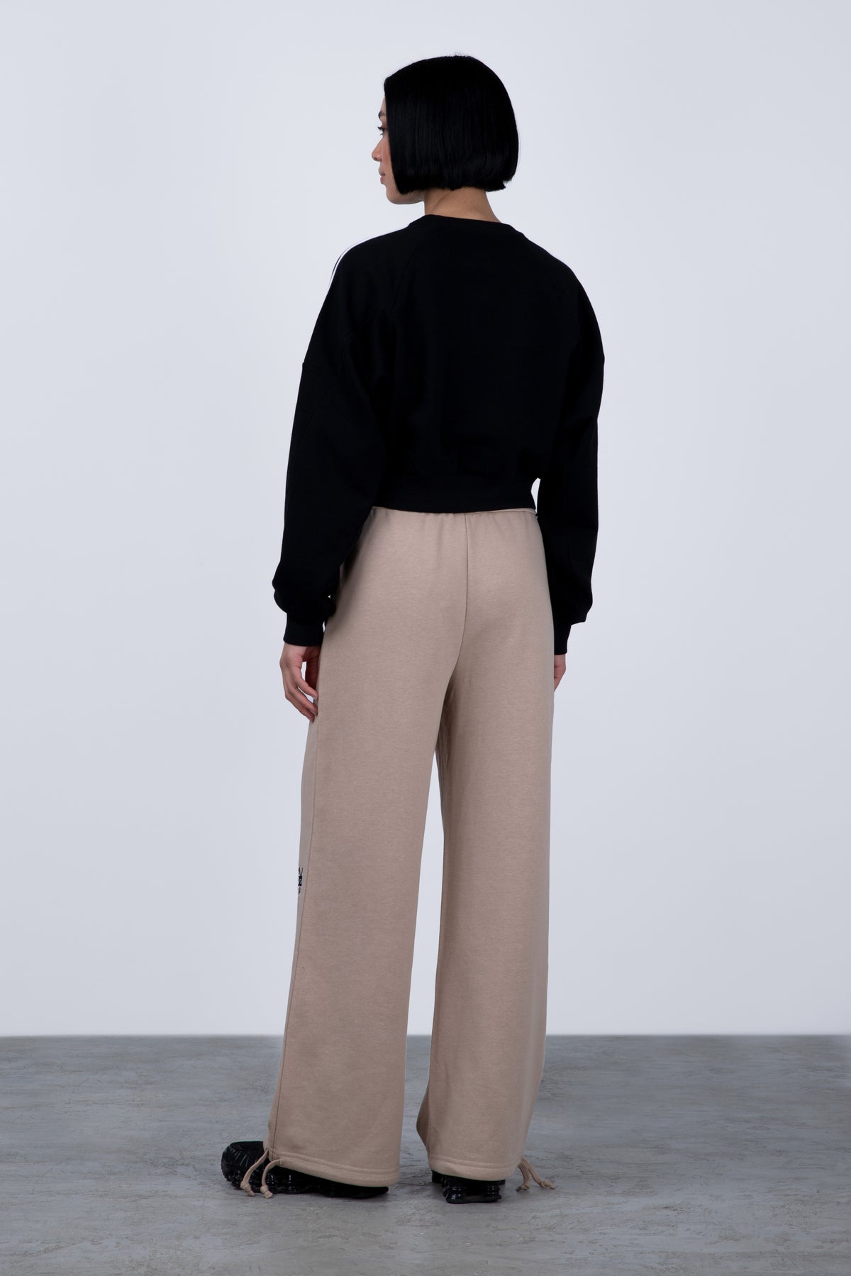 Poleron Cuello Redondo Revival Negro